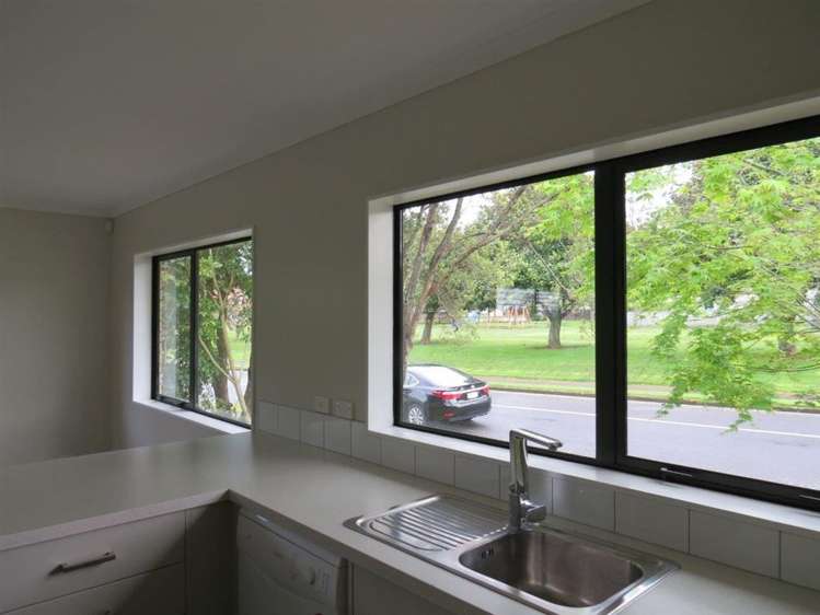 38 Argyle Avenue Levin_9