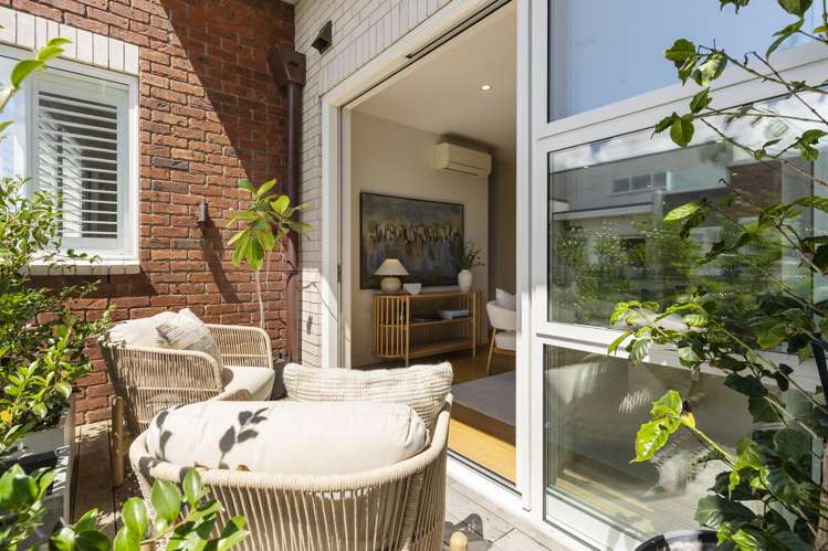 303/64 Surrey Crescent Grey Lynn_6