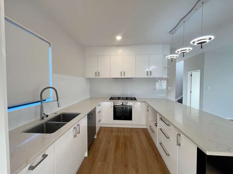 21 Piripono Crescent Pukekohe_8