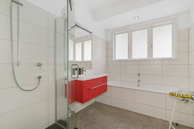 44 Smale Street Point Chevalier_10