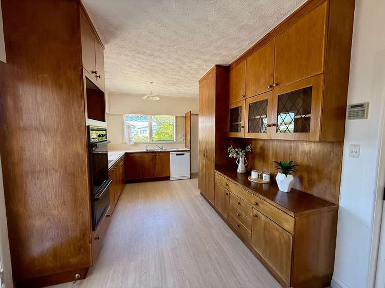 57 Forrest Hill Road Milford_4