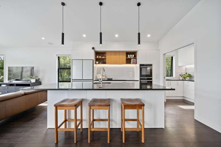 2 Odlin Lane Red Beach_1