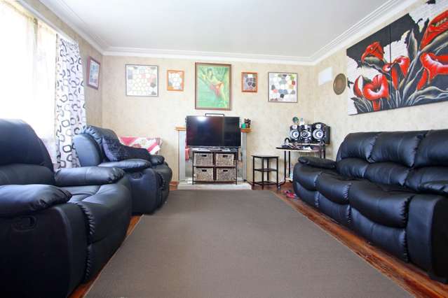 14 Ivon Road Otara_4