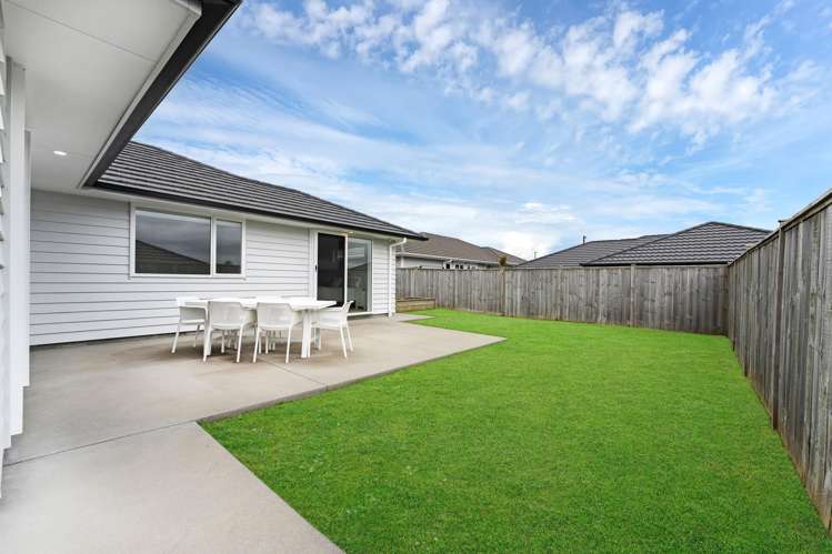 16 Leathem Crescent Pokeno_6