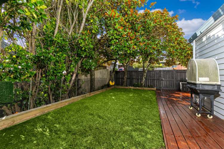 23 Roy Maloney Drive Henderson_19