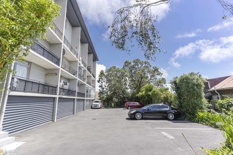 14/16 Belmont Terrace Remuera_17