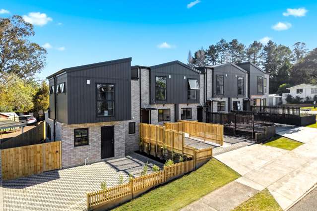 Contemporary Living Near Westgate Mall