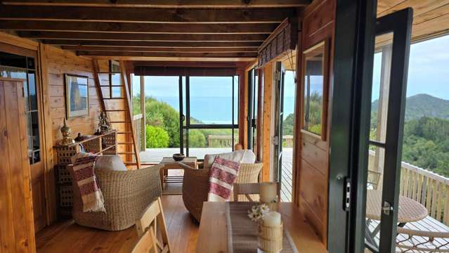 132 Lone Kauri Road Karekare_3