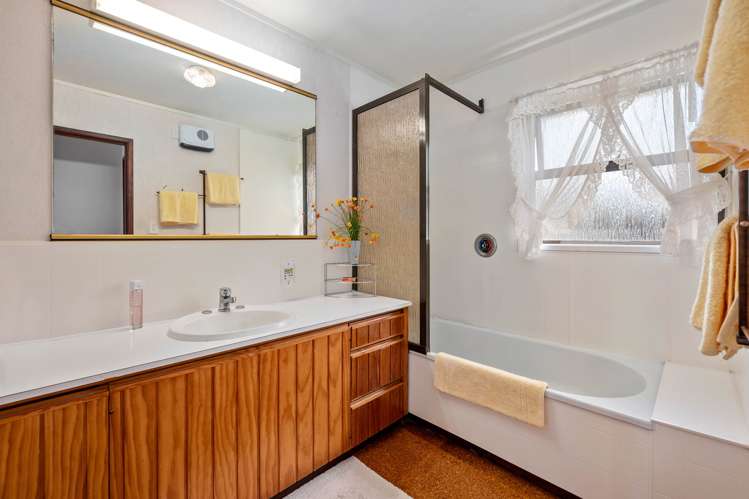 24 Hathor Street Westbrook_10