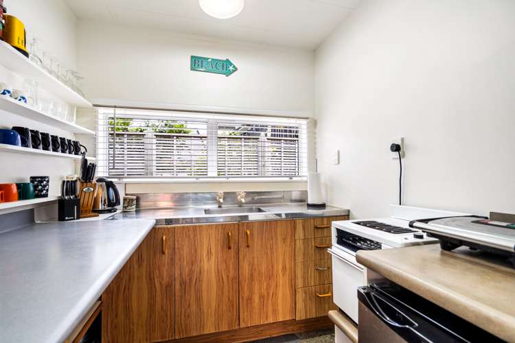 9 Aspden Place Matapouri_25