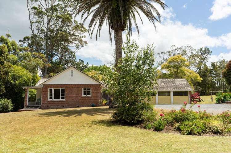 3 Mackesy Road Parahaki_34