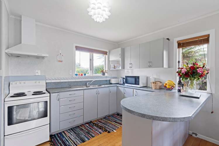 8 Kerry Place Papakura_2