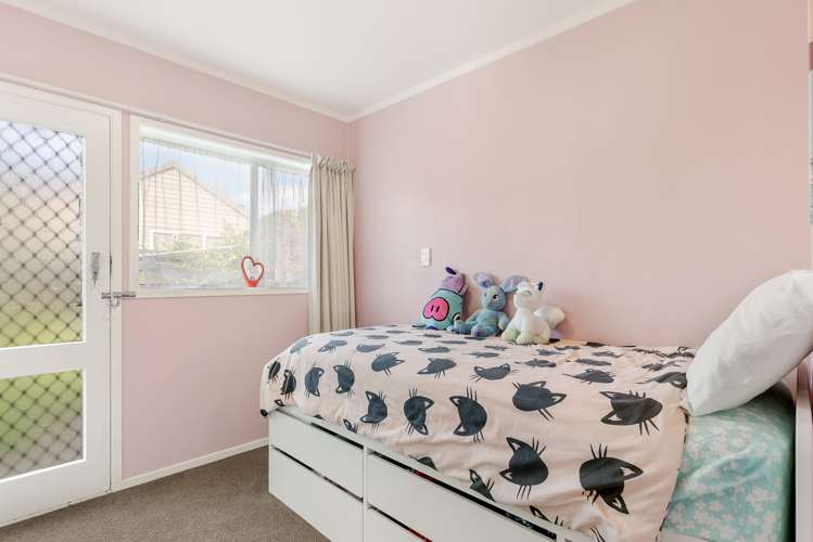 2/18 Manse Road Pahurehure_12