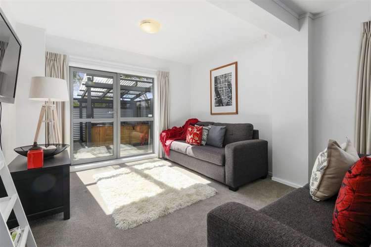 36 Fielding Crescent Farm Cove_11