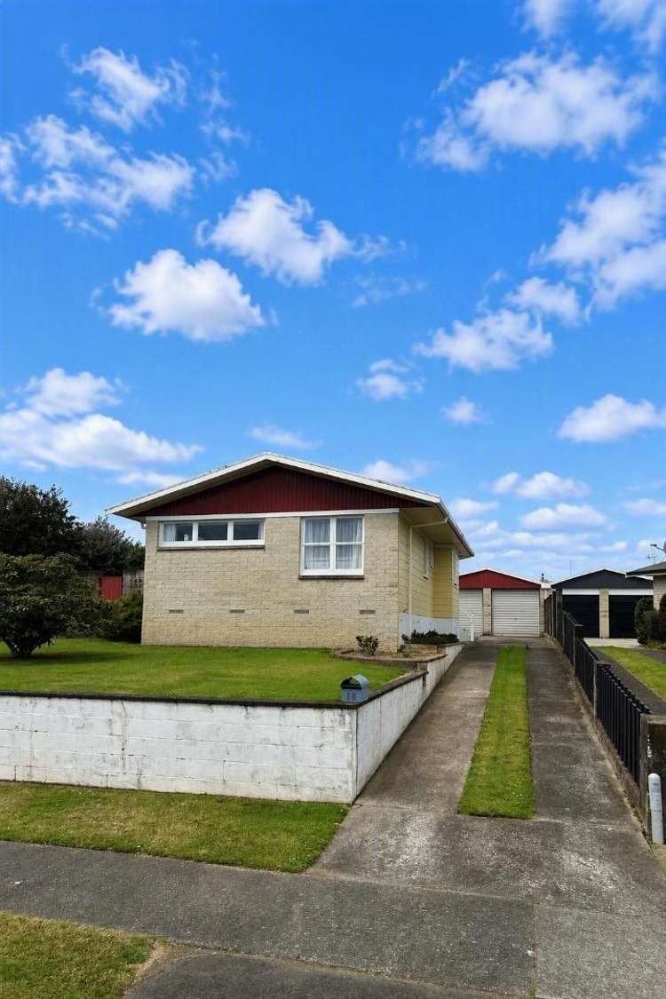 18 Deanwell Avenue_0