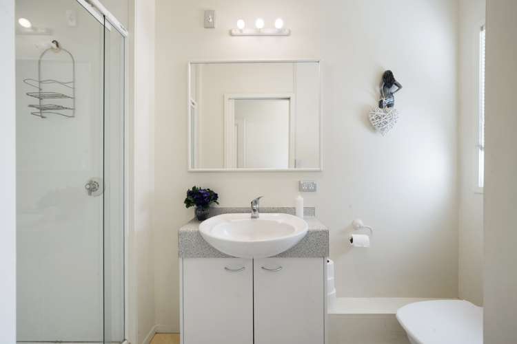 2/138 Whitford Road Somerville_12