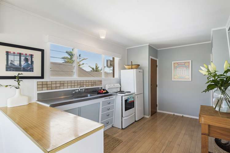 1a Coronation Street Belmont_10