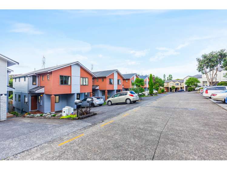 17/10 John Jennings Drive Oteha_11