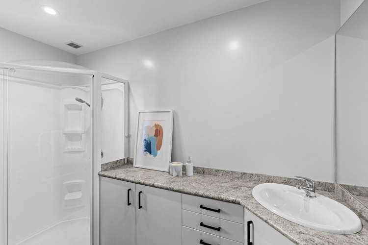 2/46 Orlando Crescent Waimairi Beach_15