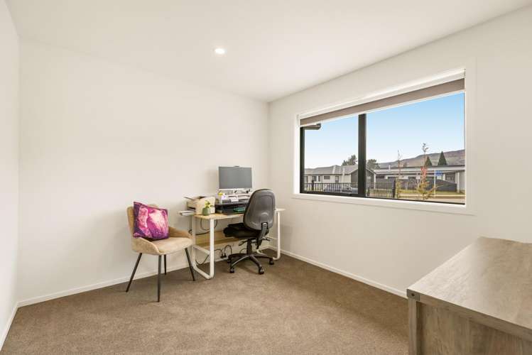 69 Wallis Drive Cromwell_14