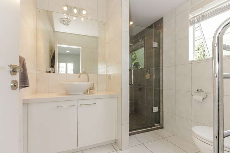 48a Marine Parade Mellons Bay_12