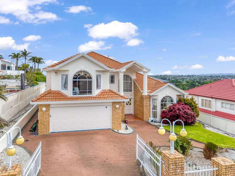 35 McCahill Views Botany Downs_0