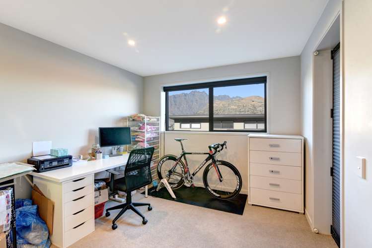 26 Goldrush Way Queenstown_7
