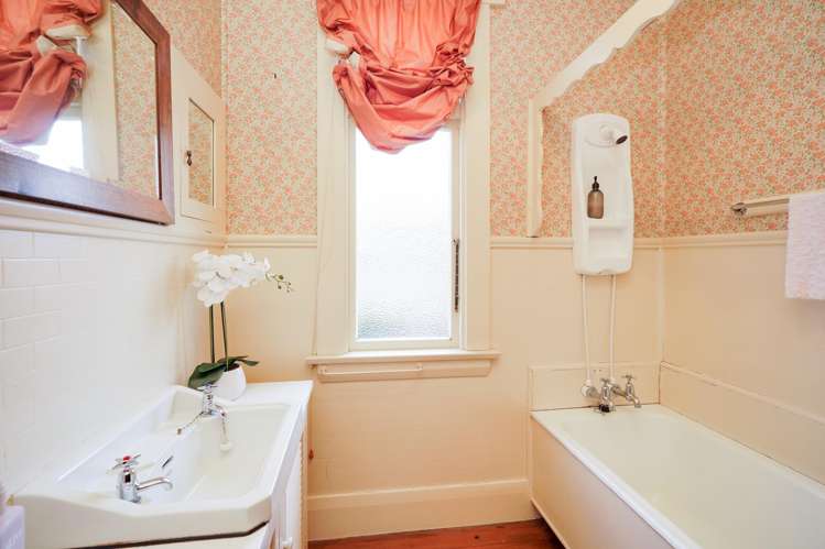 255 Herbert Street Windsor_14