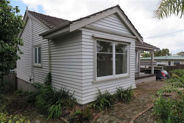 944 East Coast Road Northcross_18