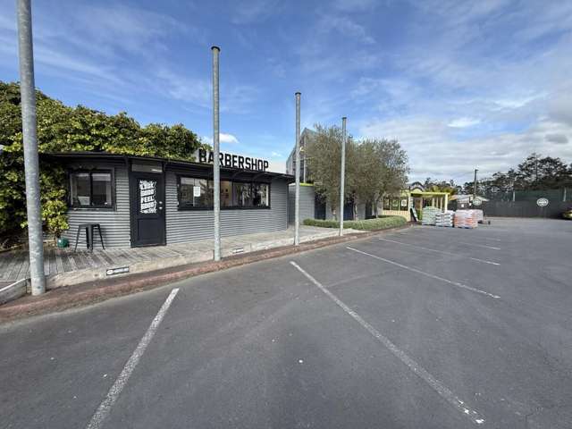249-299 Main Road Kumeu_1