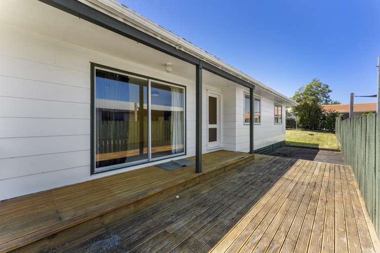 24 Hartford Crescent Totara Park_7