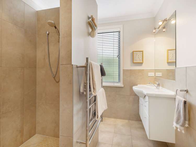 1213A Ada Street Parkvale_20