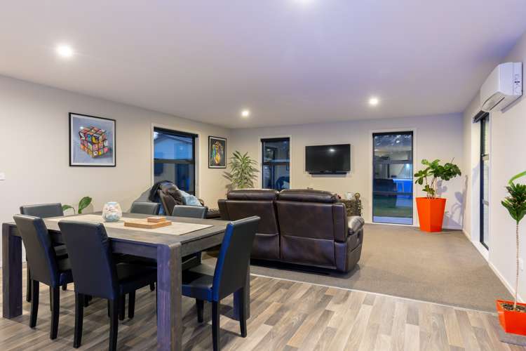 7 Camborne Crescent Blenheim Central_13