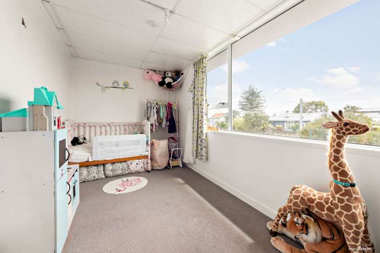 3/103 West Coast Road Glen Eden_7