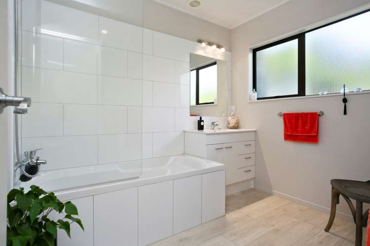 17 Tahawai Crescent Matamata_17