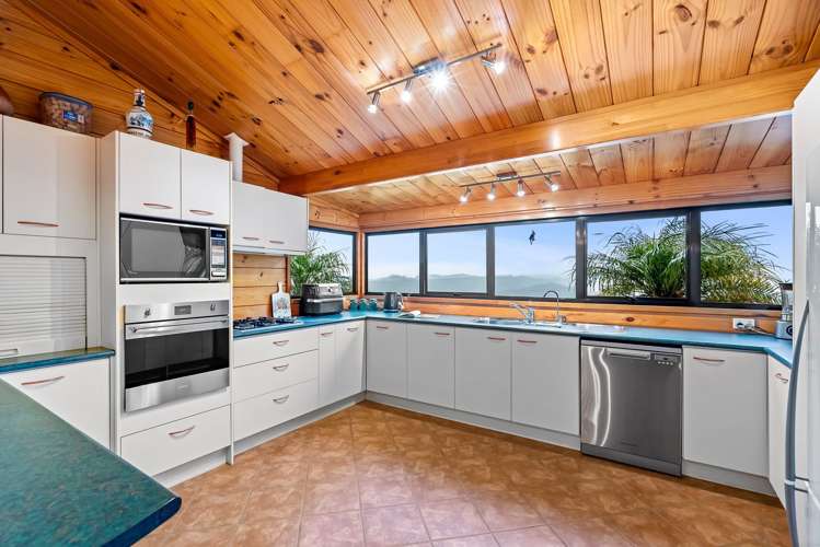 39 Elmsley Road Maungatapere_16