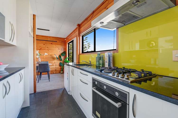 16 Noeleen Street Glenfield_9