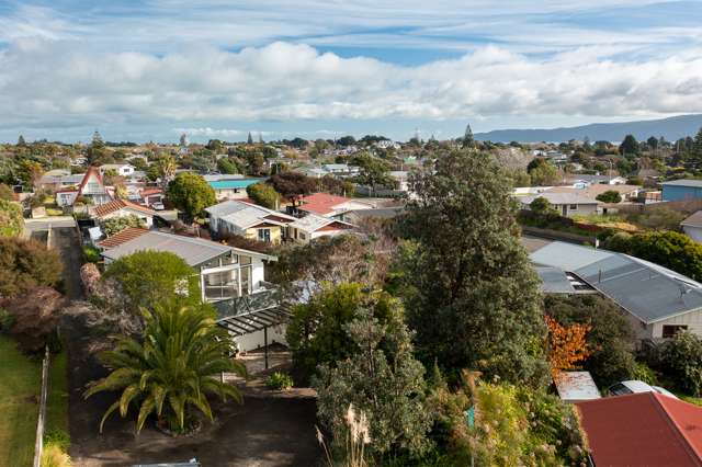 63 Mazengarb Road Paraparaumu Beach_1