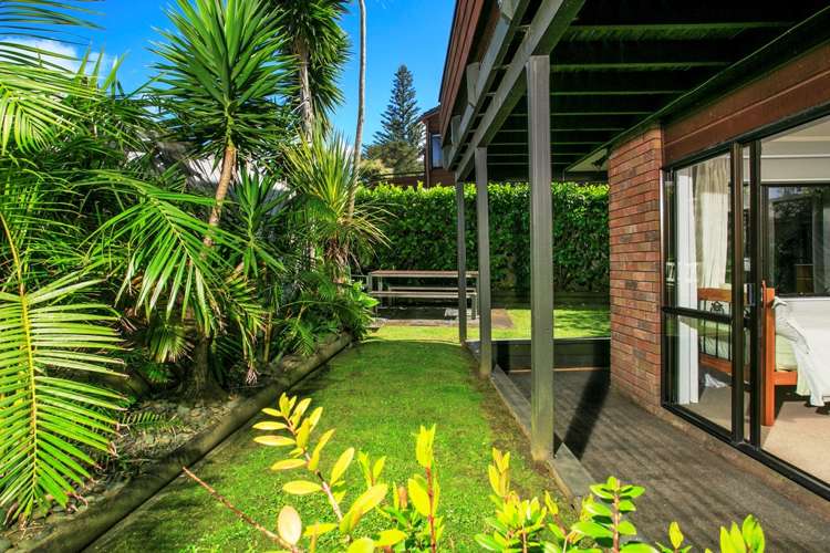 2/11 Faulkner Road Northcote Point_17