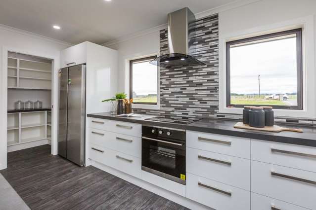 175 Spur Road West Feilding_4