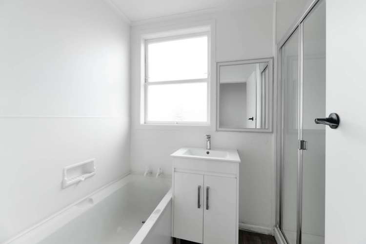 3147 Great North Road New Lynn_6