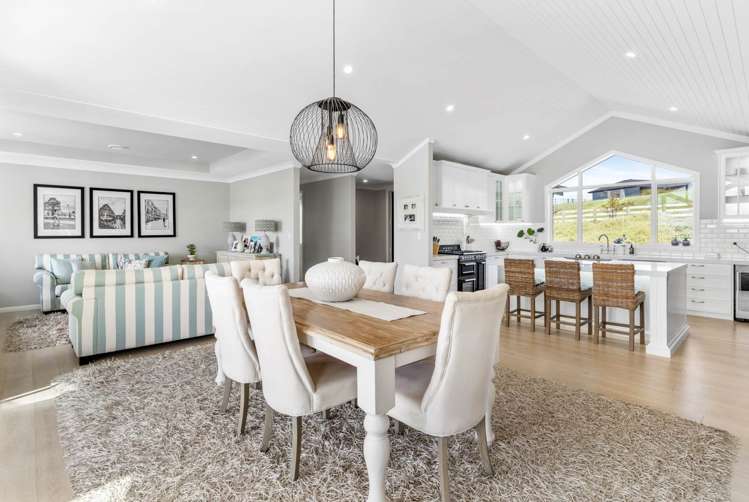 13 Suzanna Lane Paerata_5