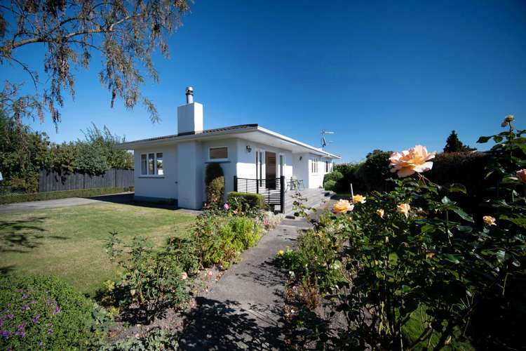 28 Dickens Street Stoke_16