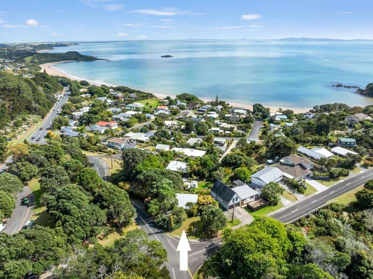 2 Rangikapiti Road Coopers Beach_10