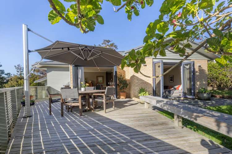 7 Frenz Drive Titirangi_6