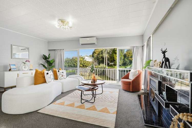 4 Meadow Crescent Te Atatu South_2
