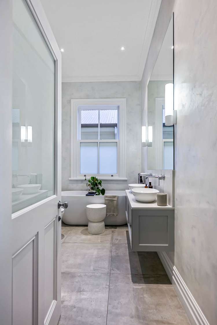 9 Shoal Bay Road Devonport_12