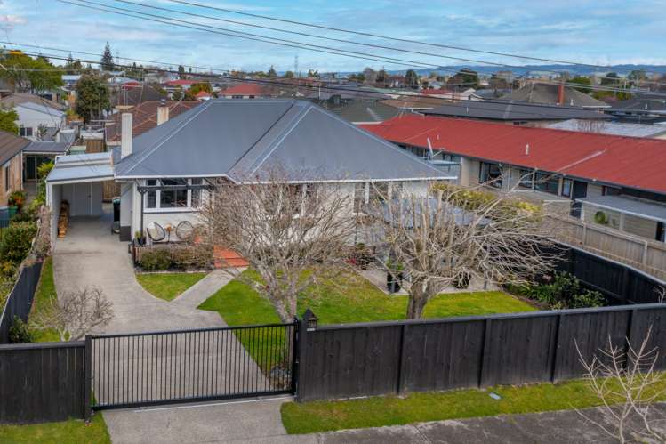 19a Pemberton Crescent Greerton_25