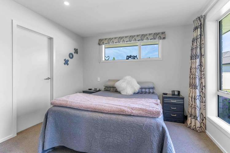 18 Longwood Drive Winton_10