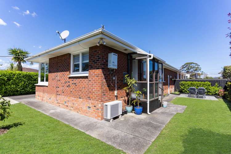 2/9 Anthony Place Pakuranga_5